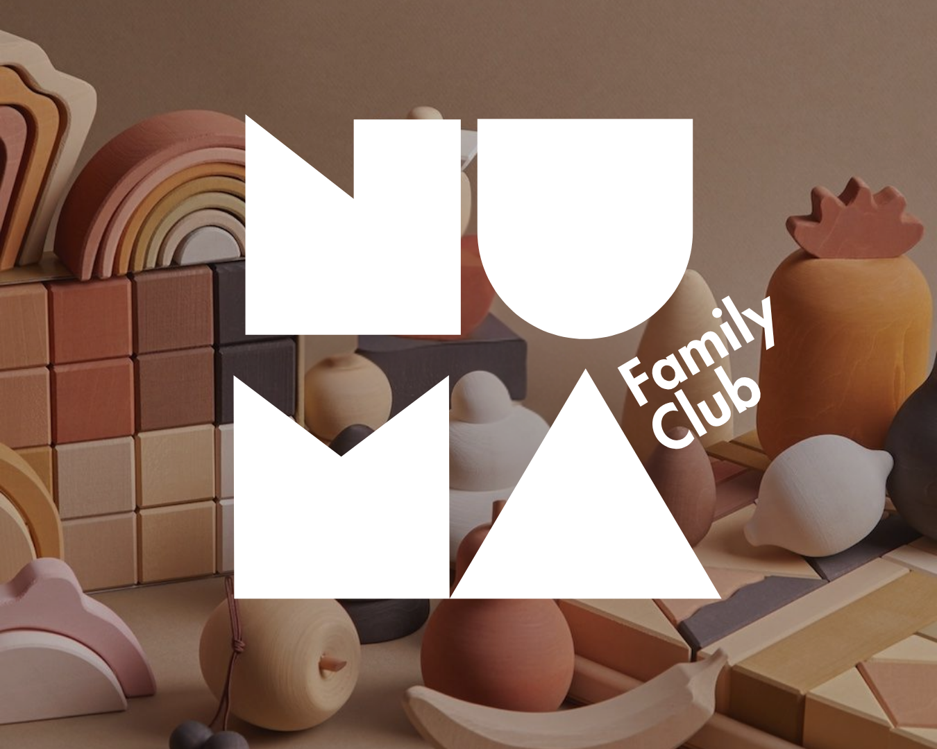 numa logo su sfondo giochi